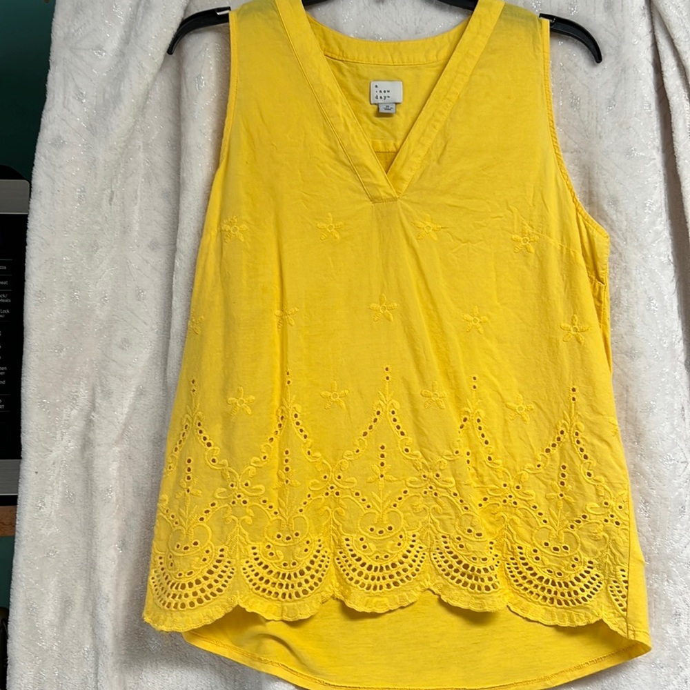 Yellow Top